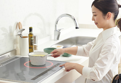 LIXIL　Well Life車いすキッチン　加熱機器